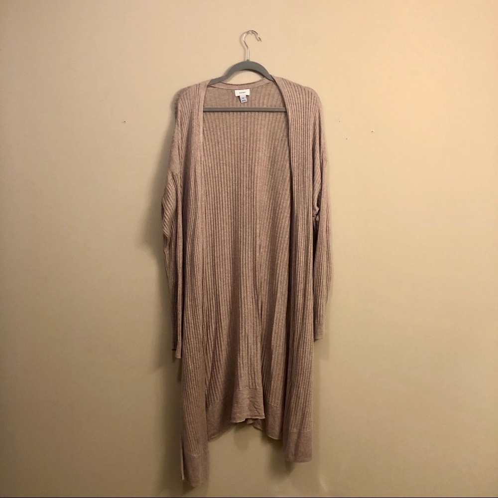 OLD NAVY // Long Beige Cardigan